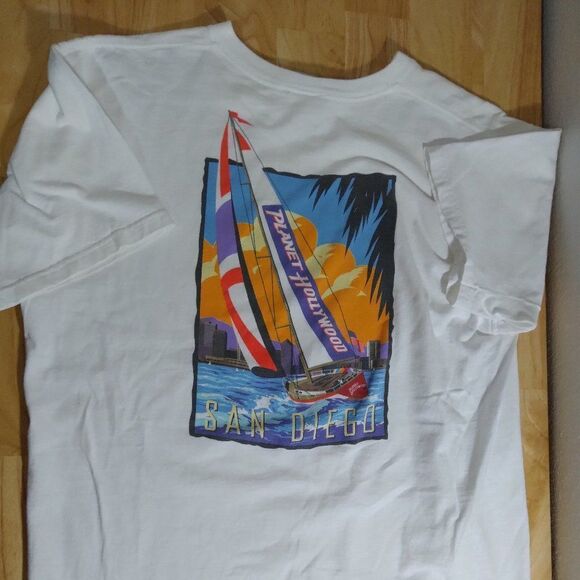 Vintage Planet Hollywood San Diego Windsurfing T-Shirt - Picture 1 of 8